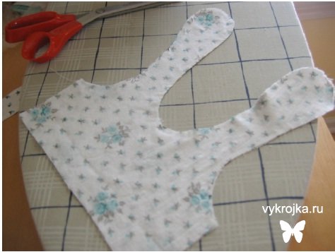 Выкройка платья для новорожденной красавицы Выкройка платья для новорожденной красавицы